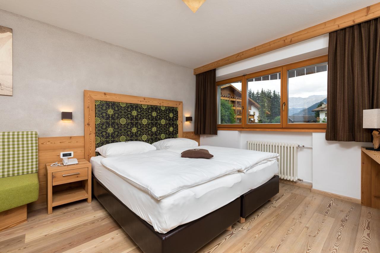 Hotel Christian Corvara Buitenkant foto